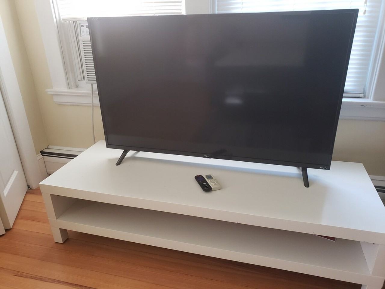 21 Case Ave #1373628P - Photo 3 of 25