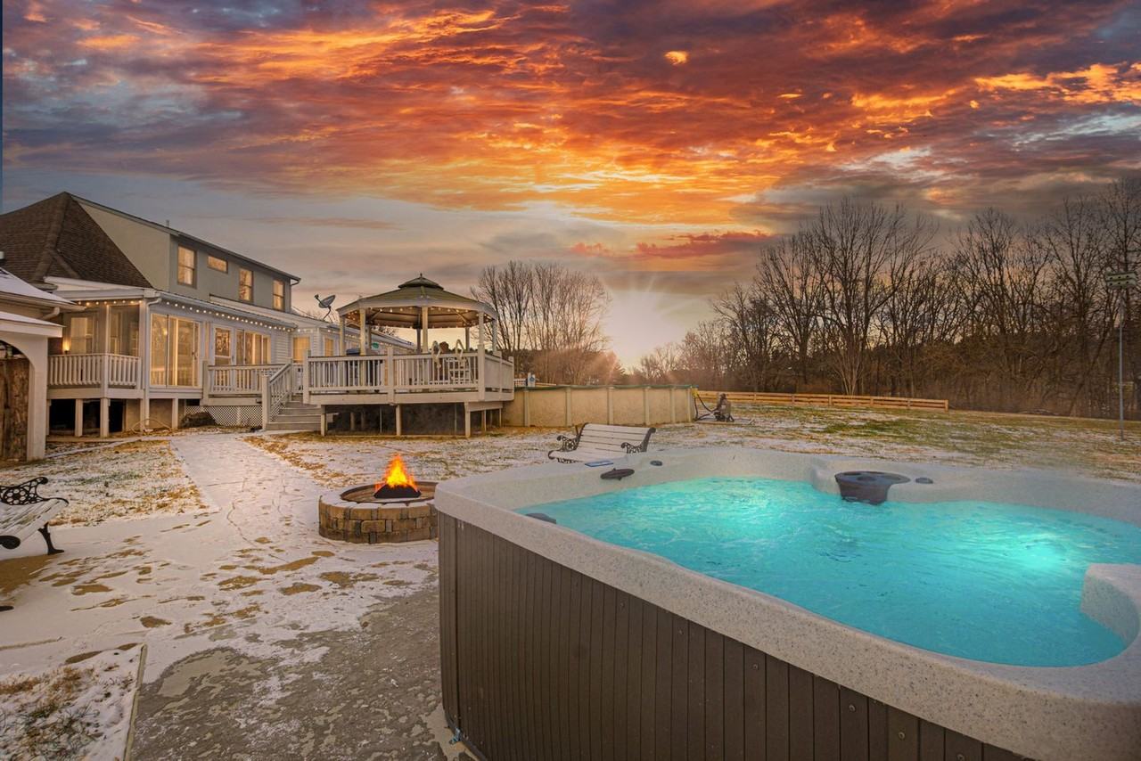 1645 Burks Branch Rd #1372937P - Photo 5 of 35