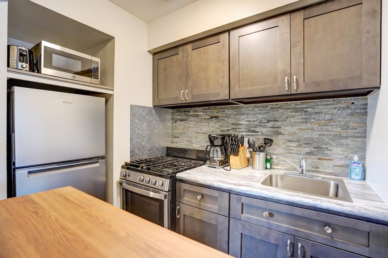 9407 W Adler St #1377397P - Photo 5 of 17