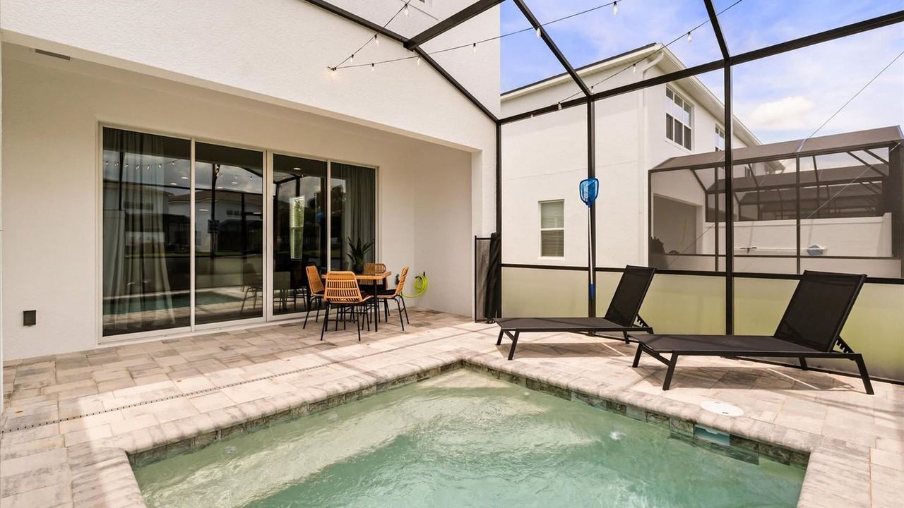 17326 Serenidad Blvd #1255297P - Photo 5 of 34