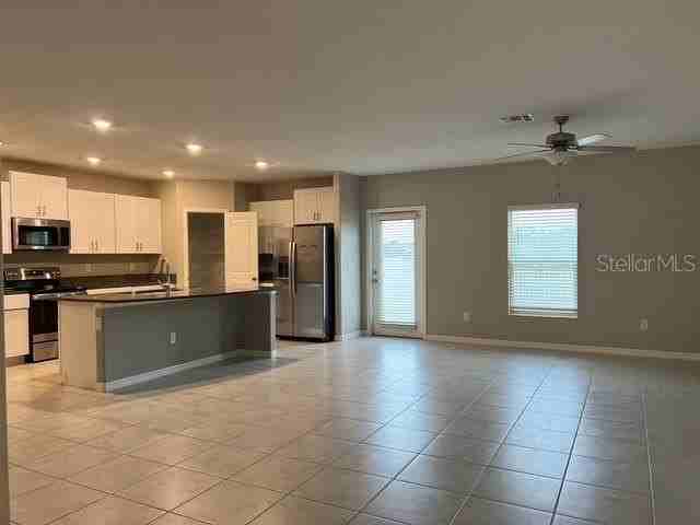 13459 Sea Bridge Dr - Photo 4 of 35