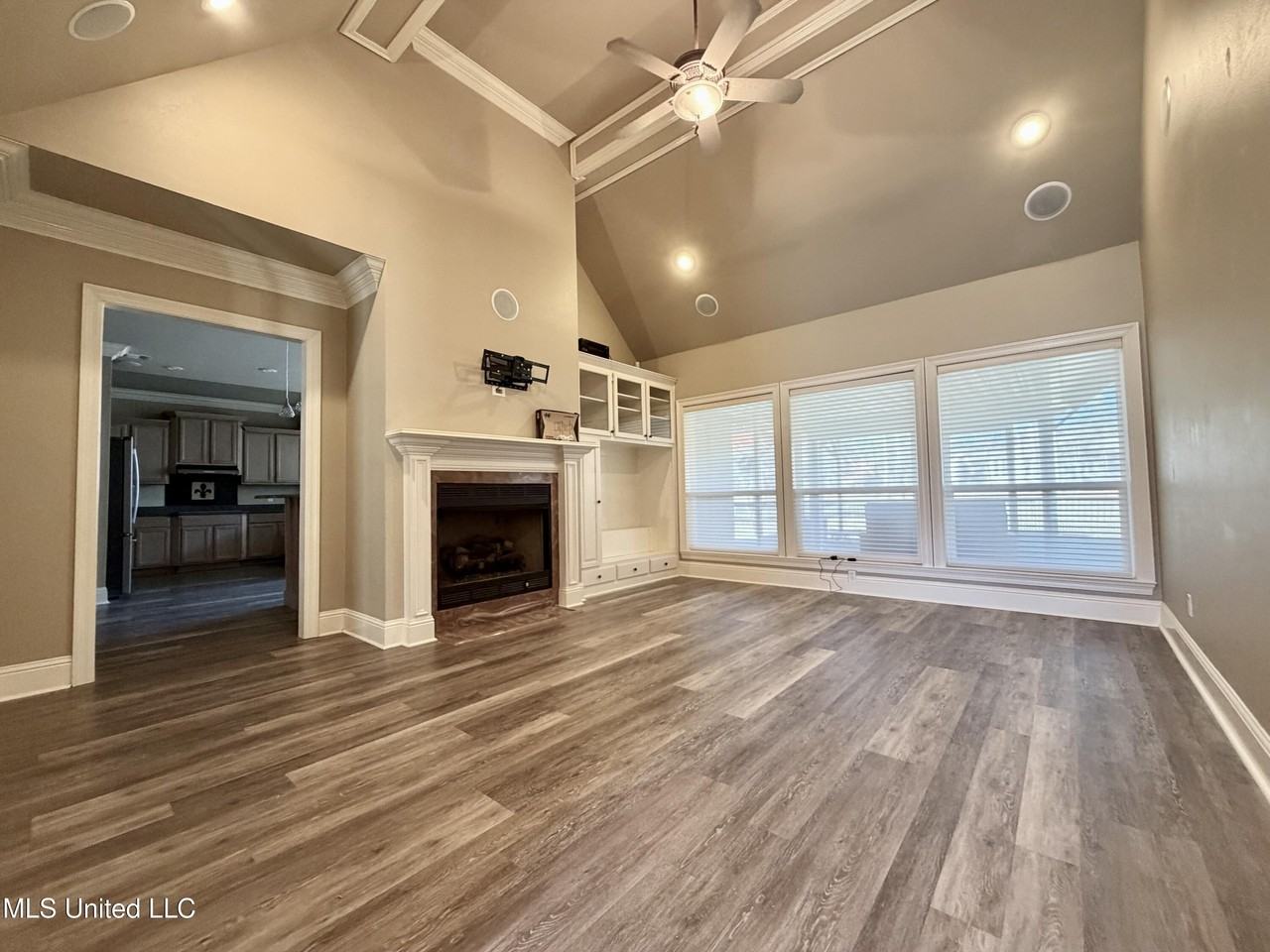 7555 Mahalo Hui Dr - Photo 5 of 20