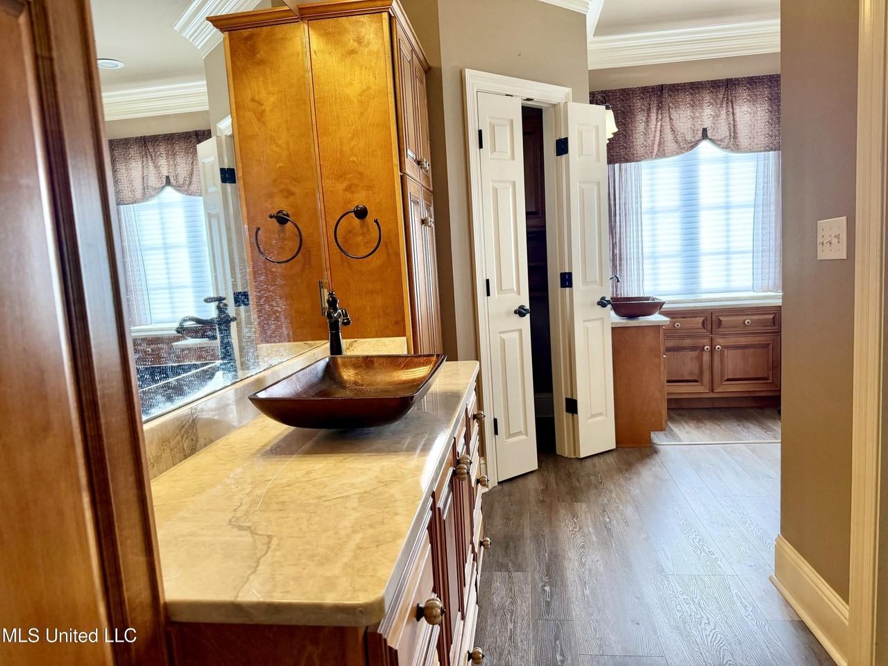 7555 Mahalo Hui Dr - Photo 6 of 20