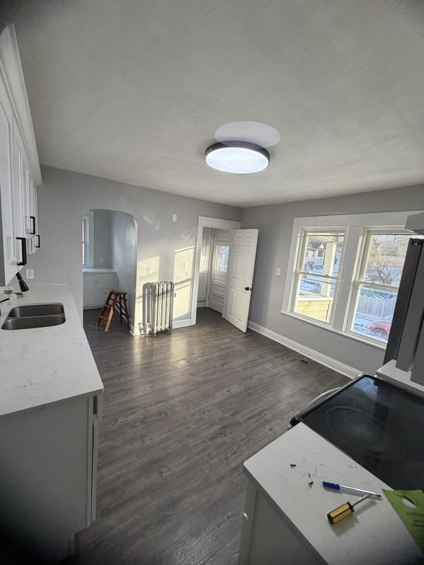 61 Woodlawn St - Photo 6 of 16