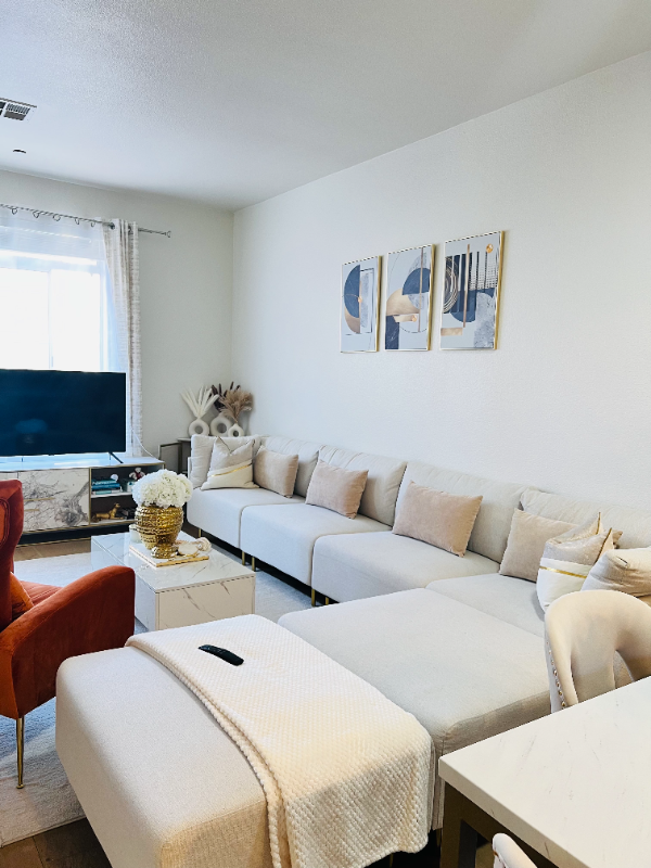 382 Montecito Way - Photo 3 of 20