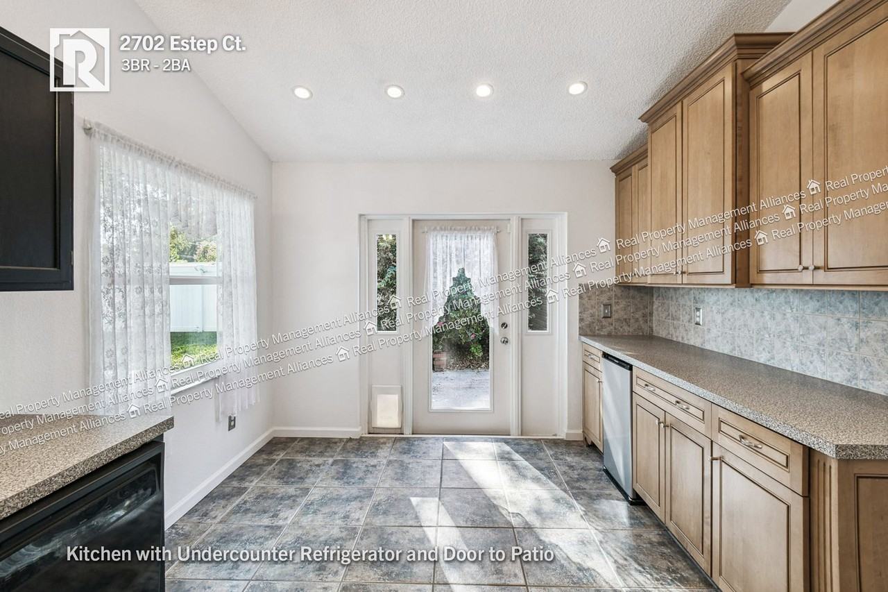 2702 Estep Ct - Photo 7 of 27