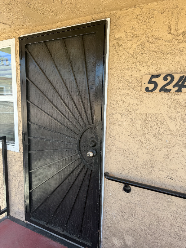 524 E Rhea St #524ERHEAST - Photo 2 of 17