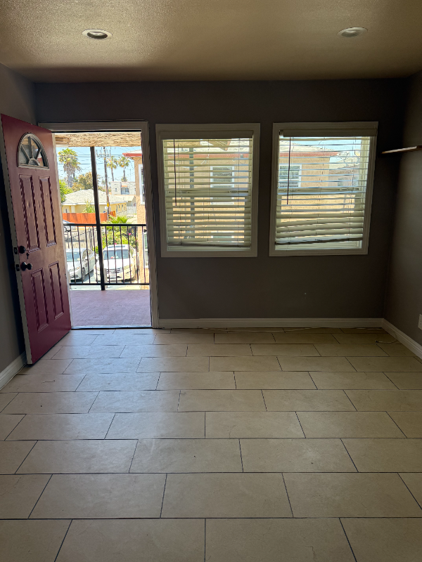 524 E Rhea St #524ERHEAST - Photo 5 of 17