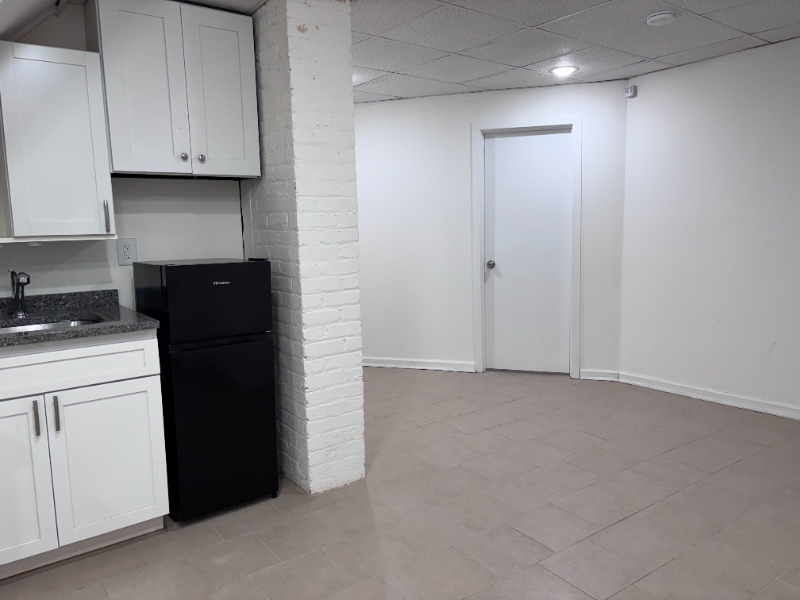 1111 Curled Oaks Pl - Photo 2 of 6