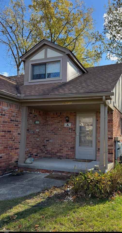 8510 Annsbury Dr - Photo 2 of 25