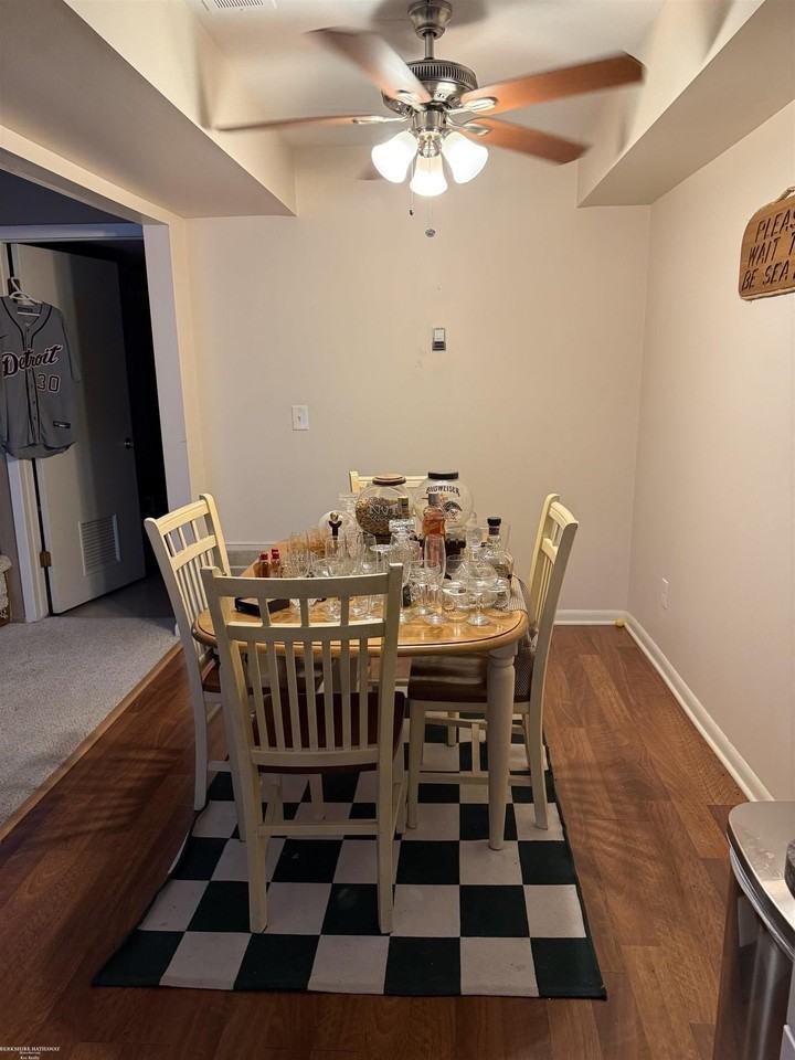 8510 Annsbury Dr - Photo 5 of 25