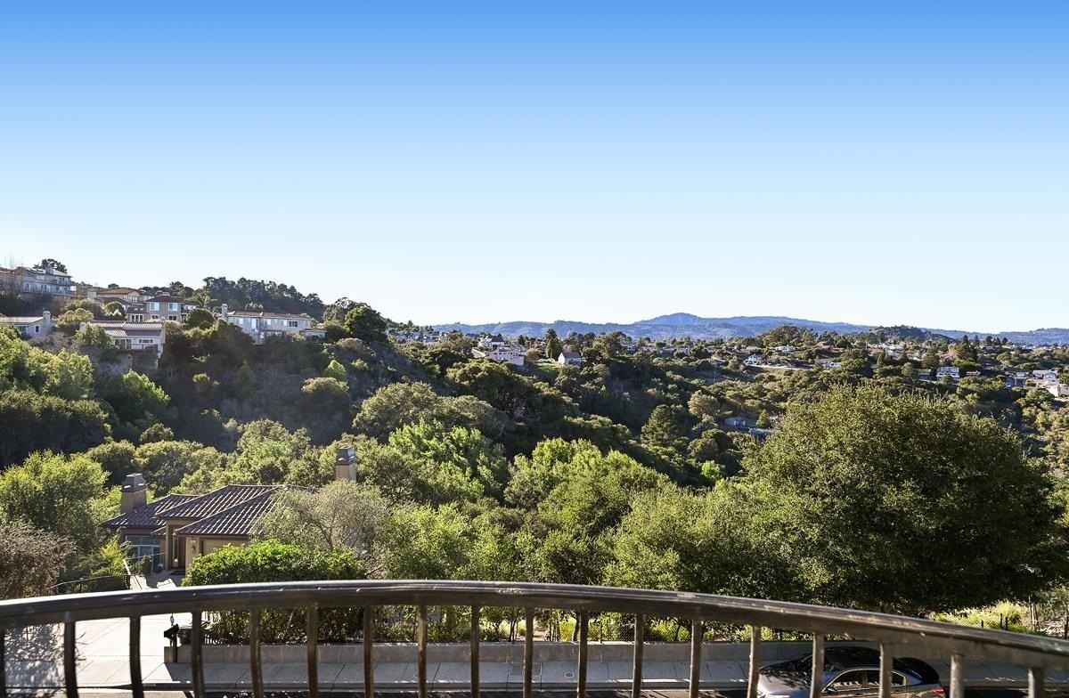 3817 Naughton Ave - Photo 4 of 11