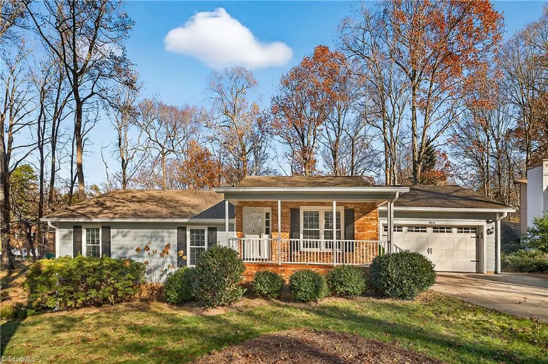 3041 Forest Line Dr - Photo 2 of 19