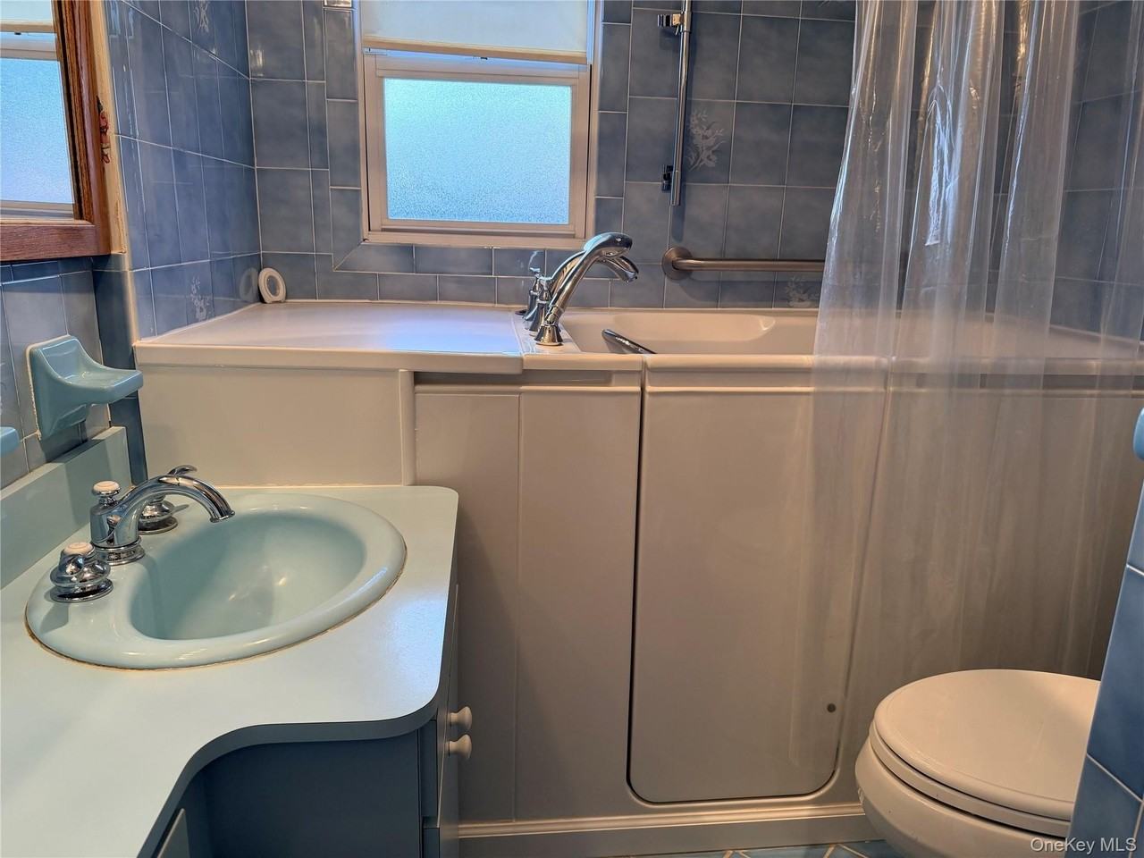 142 Kamda Blvd - Photo 7 of 23