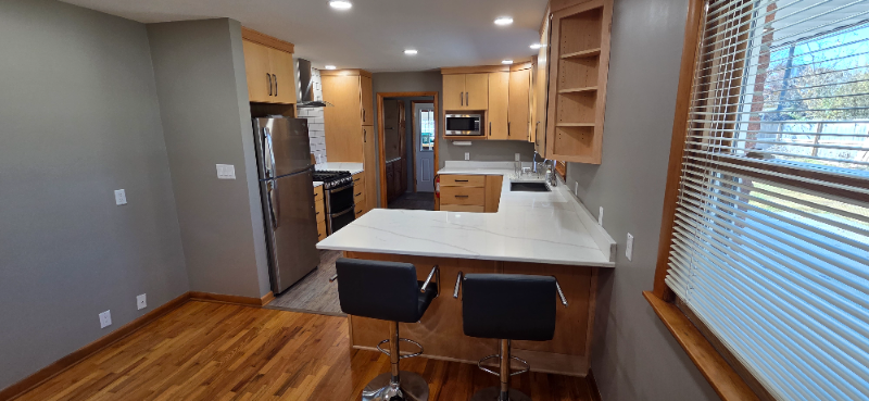 1806 N 20th St - Photo 2 of 13