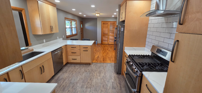 1806 N 20th St - Photo 3 of 13