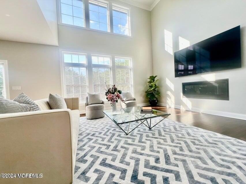 756 Dorathys Ln - Photo 2 of 23