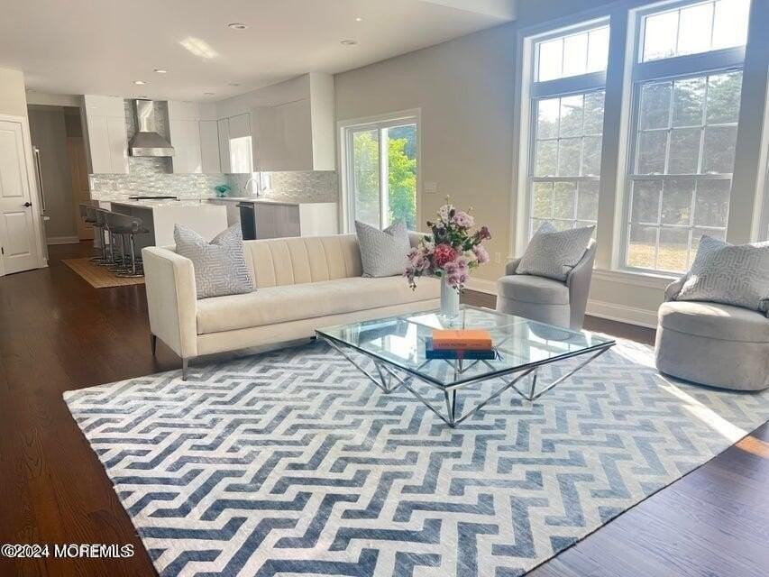 756 Dorathys Ln - Photo 7 of 23