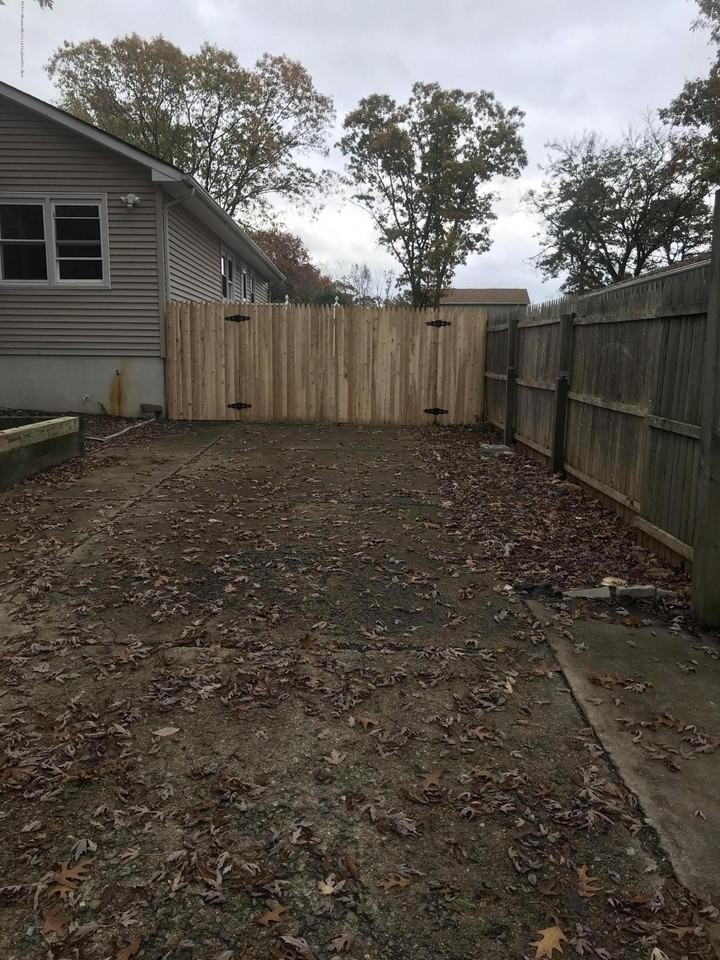 7 Pearl Dr - Photo 2 of 13