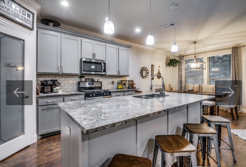 913 Cope St - Photo 7 of 18