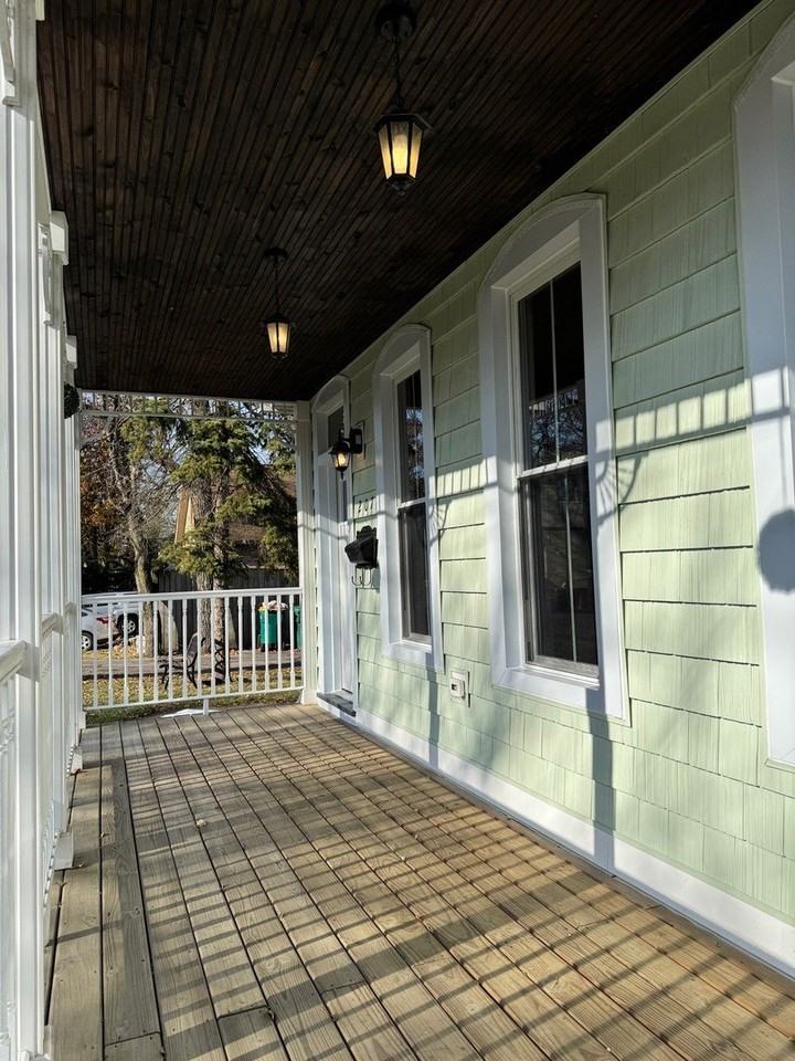 207 E Custer St - Photo 2 of 17