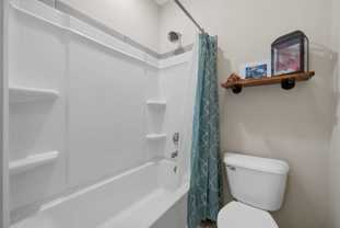 404 Veronica Ct - Photo 1 of 1