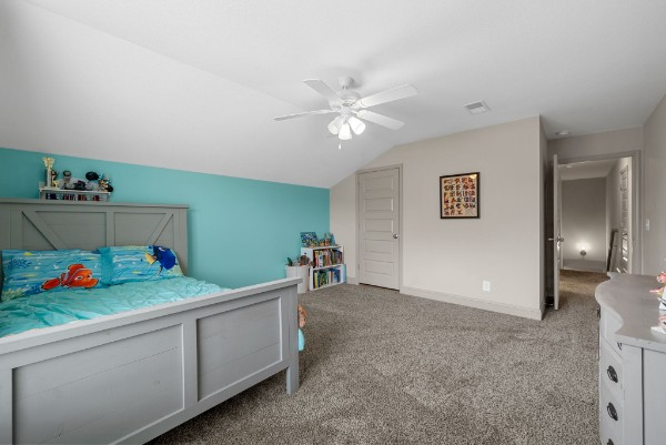 404 Veronica Ct - Photo 7 of 8