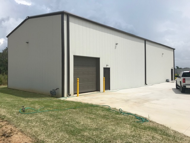 1516 Holladay Rd - Photo 2 of 6