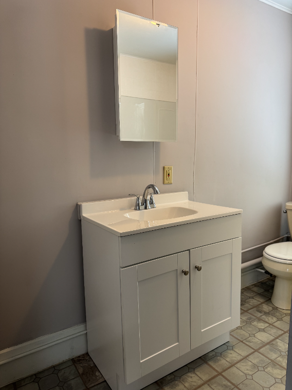 18 1/2 Randall St #2 - Photo 3 of 10