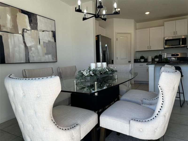 5213 Dandelion St - Photo 6 of 20