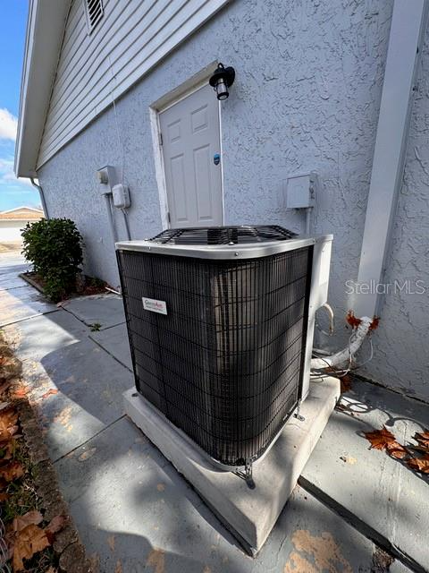 7924 Halsey Dr - Photo 4 of 18