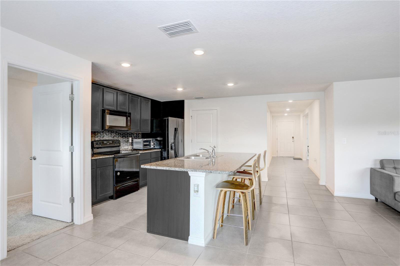 7929 Sail Clover Ln - Photo 5 of 20