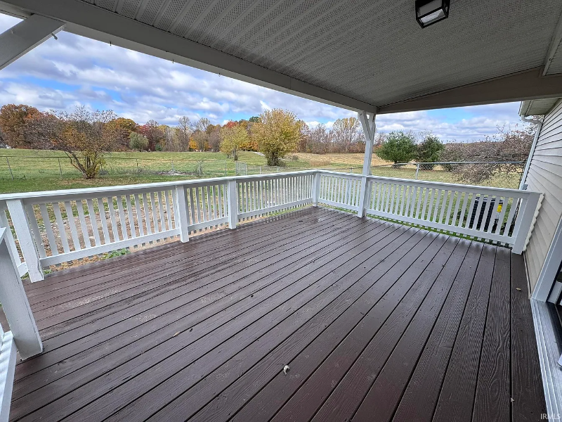 3663 White Rd - Photo 3 of 10