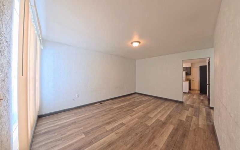 2603 Eastview Dr - Photo 5 of 14