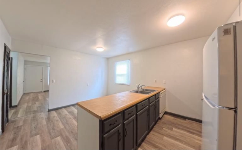 2603 Eastview Dr - Photo 7 of 14