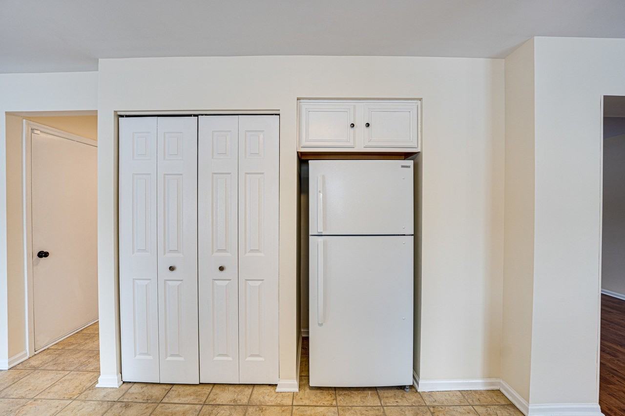 2159 Schumacher Dr - Photo 7 of 27