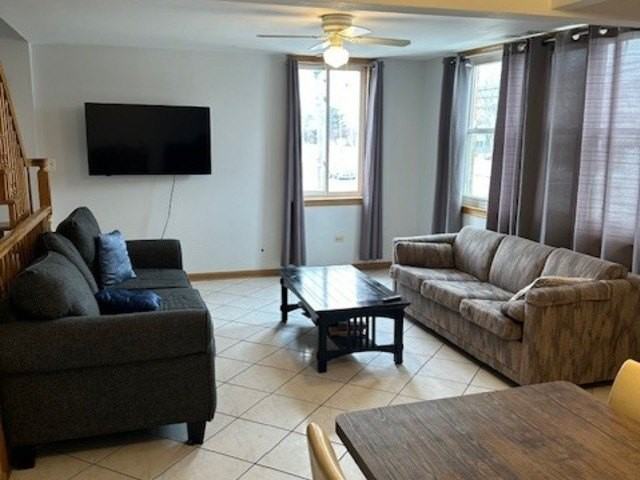 915 E Oakton St Ste A #A - Photo 2 of 36