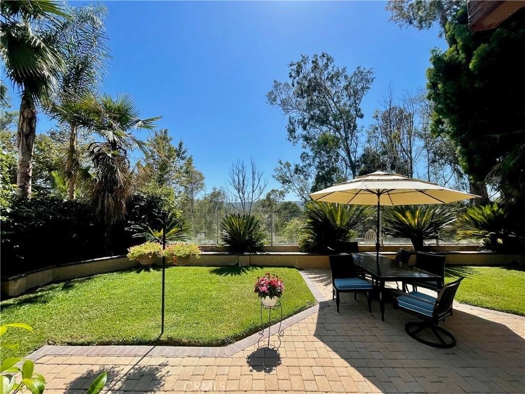 25911 El Segundo St - Photo 2 of 32