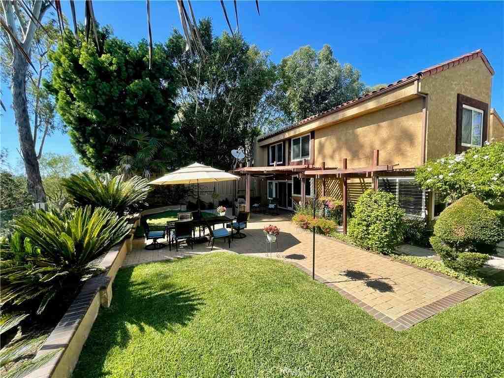 25911 El Segundo St - Photo 3 of 32