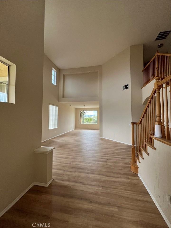 32868 Levi Ct - Photo 2 of 19