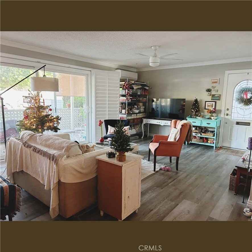 390 Avenida Castilla #B - Photo 3 of 10