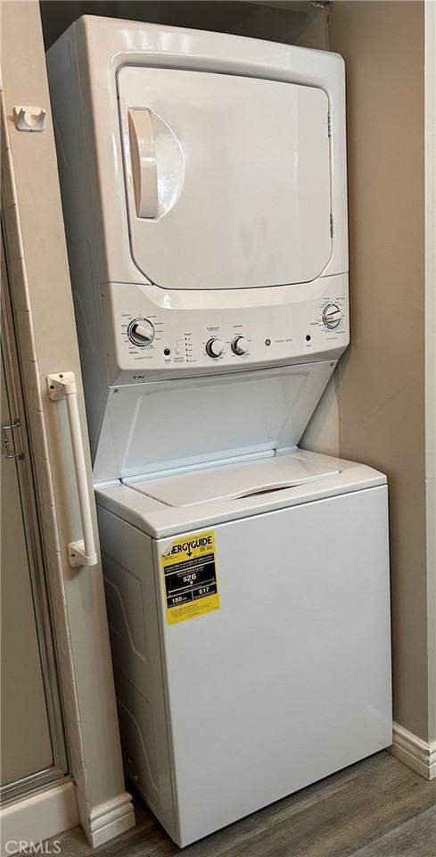 390 Avenida Castilla #B - Photo 5 of 10