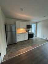 107 W Pulteney St - Photo 1 of 1