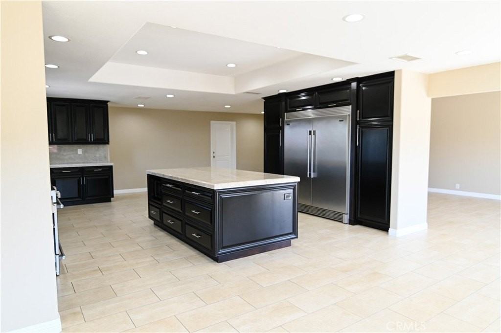 431 S Del Sol Ln - Photo 6 of 27