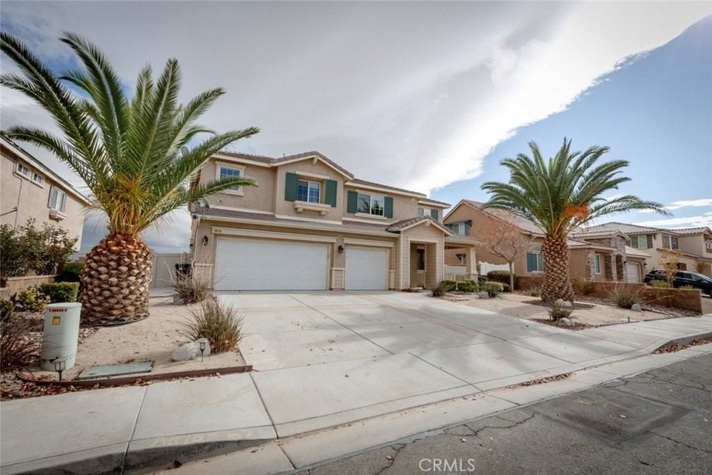 38938 Malva Rosa Dr - Photo 2 of 32