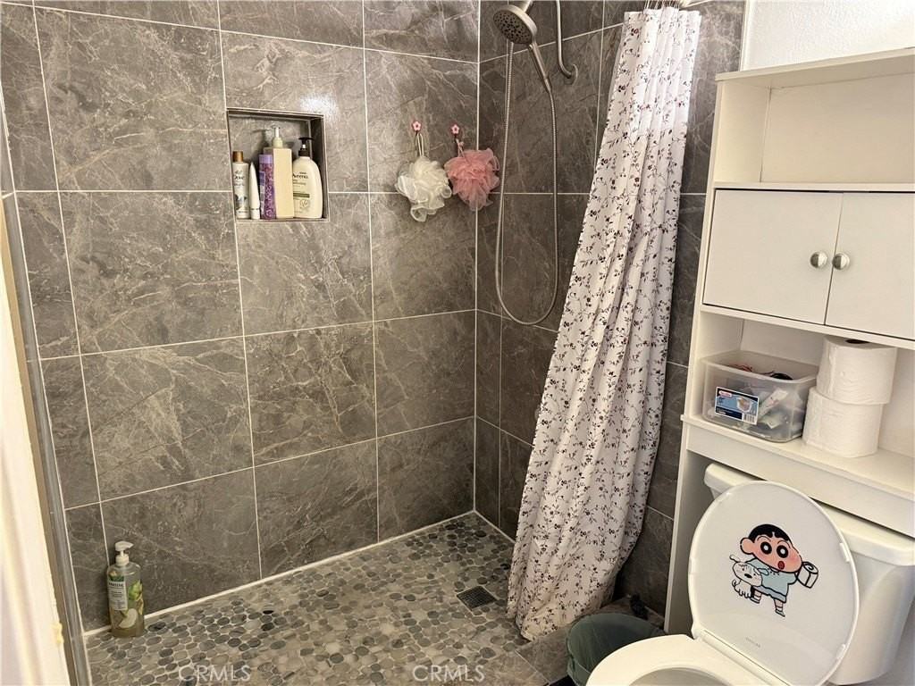 527 S Orange Ave - Photo 6 of 8