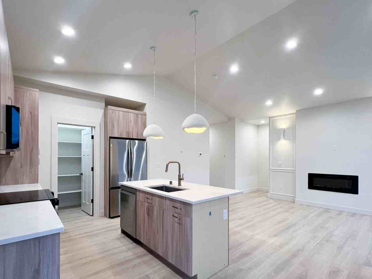 3474 N Mara Lee Cir #3 - Photo 4 of 29