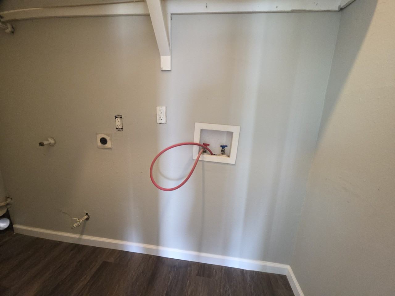 2817 Daniel Dr #2819 - Photo 3 of 8