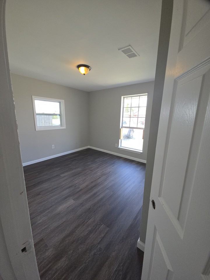 2817 Daniel Dr #2819 - Photo 7 of 8