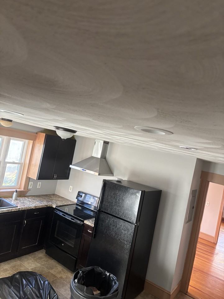 71 Kilmer Ave #2 - Photo 7 of 9